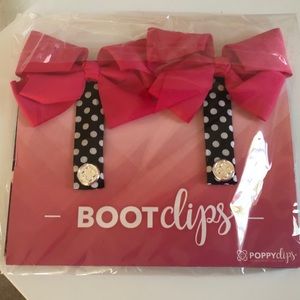 Bootclips by Poppy Clip Set (Brand new in package)